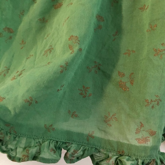 Anthropologie • gold pattern ruffle cropped tank - Picture 4 of 7